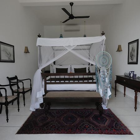 Villa Space Unawatuna Buitenkant foto