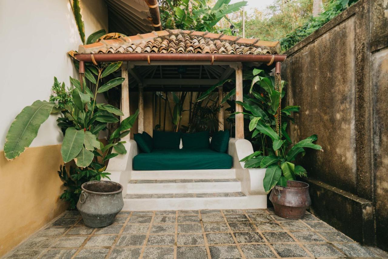 Villa Space Unawatuna Buitenkant foto